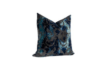 Cargar imagen en el visor de la galería, BLUE MOON