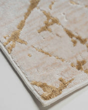 Cargar imagen en el visor de la galería, TAPETE BEIGE DORADO FIORA T2381
